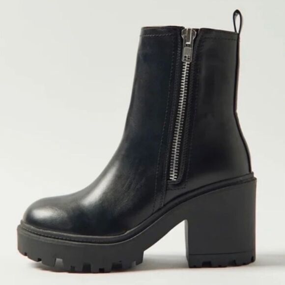 UO Zip Up Boot - Picture 2 of 14